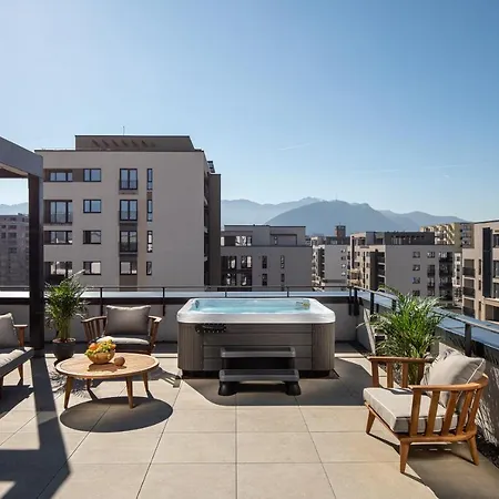 Kanopian Penthouse Brasov