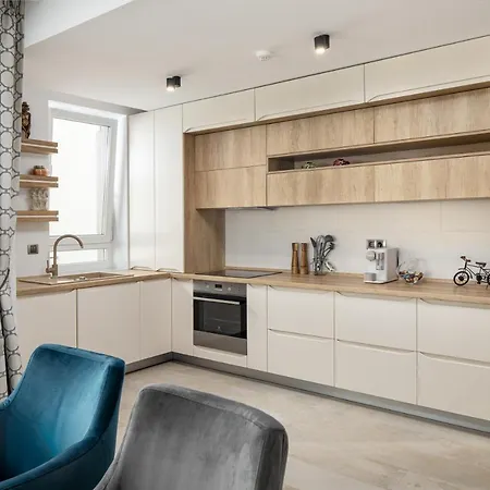 Kanopian Penthouse *